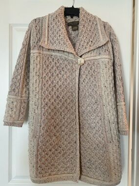 Inis Crafts Cream Speckled Merino Wool Cable Knit Sweater, sz M